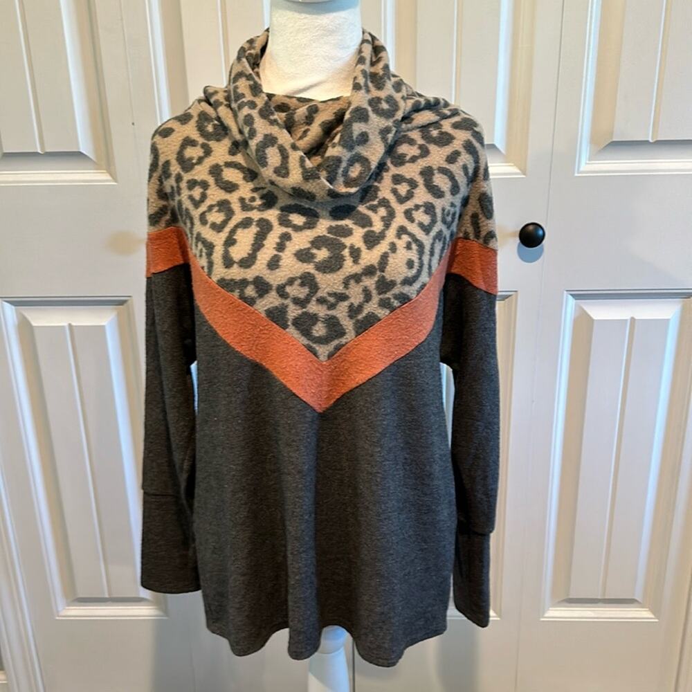 First‎ Love Small Leopard Animal Print Chevron Cowl Neck Sweater Top